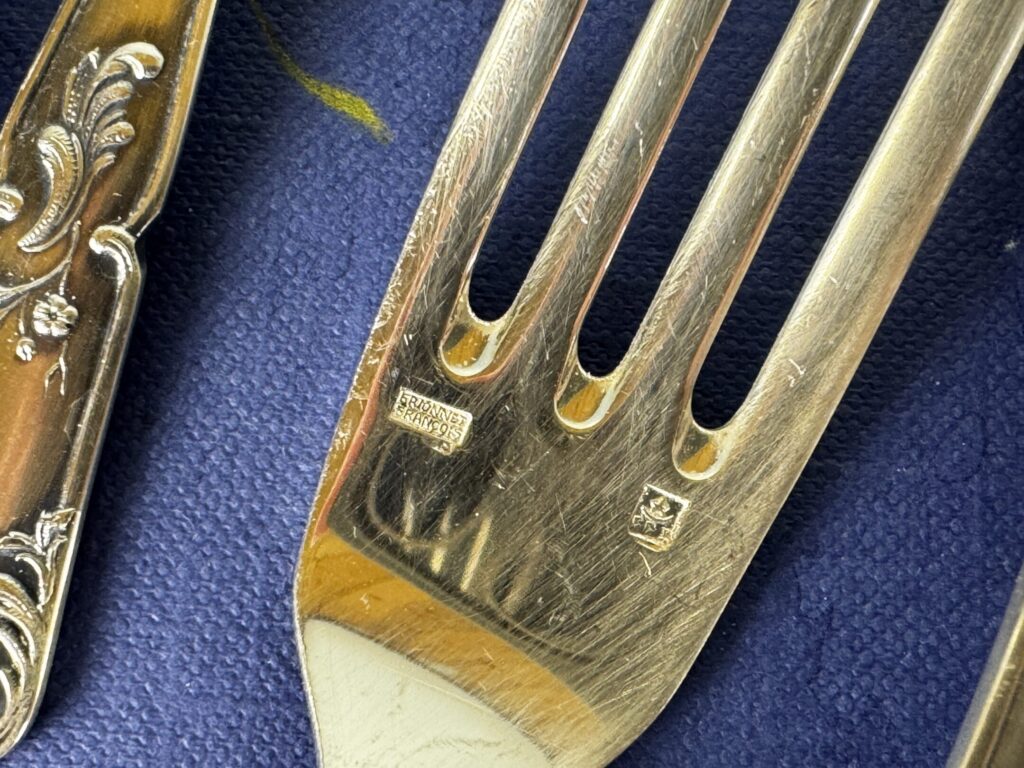 Набір столових приборів Frionnet François