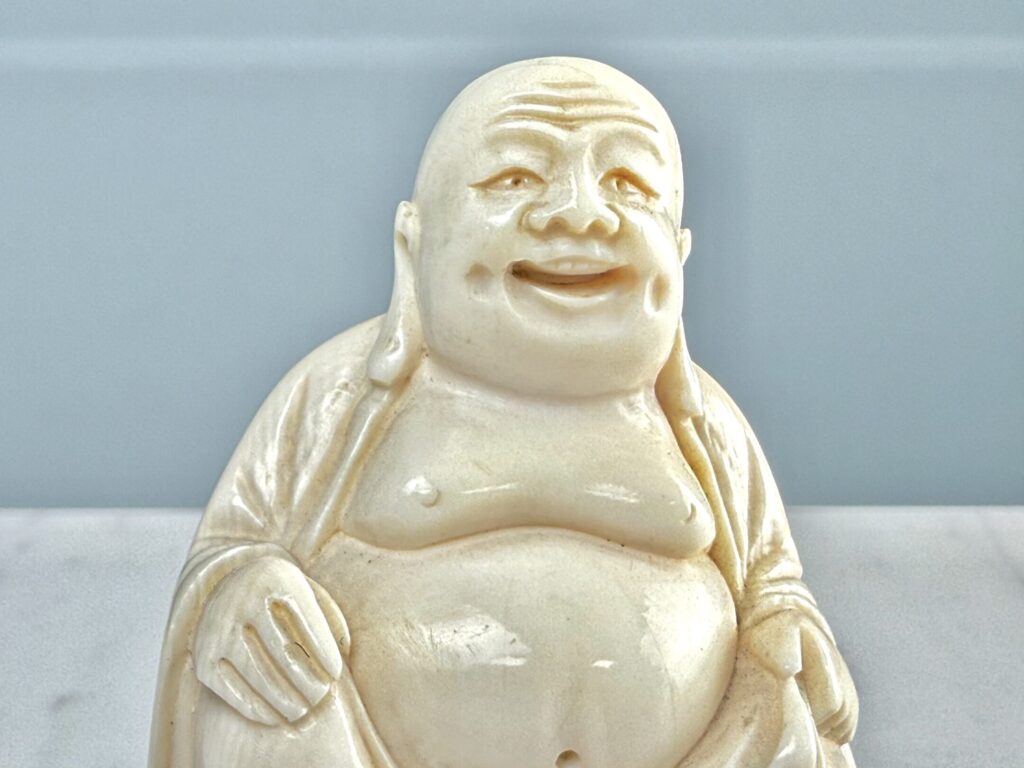 Антикварна фігурка Будди (Хотея)