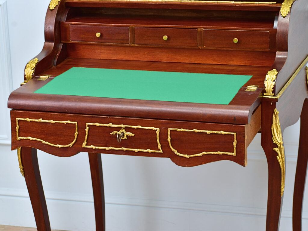 IMG_7850 Антикварний стіл-секретер Vernis Martin