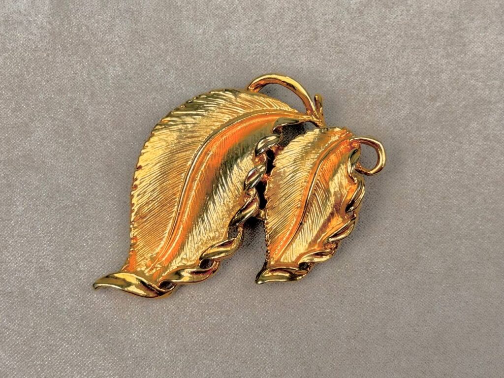 photo_2026-01-23_19-50-32 Винтажные броши