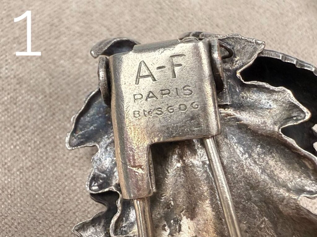 photo_2026-01-23_19-50-46 Винтажные броши