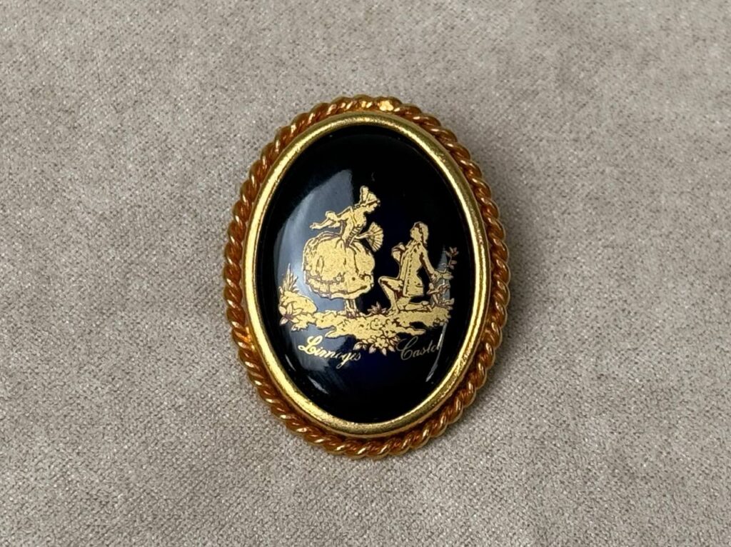 photo_2026-01-24_17-55-07 Винтажные броши