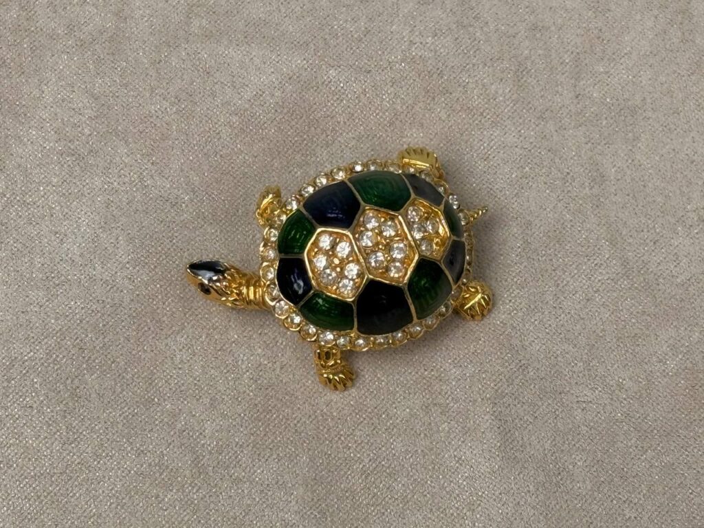 photo_2026-01-24_17-55-13 Винтажные броши