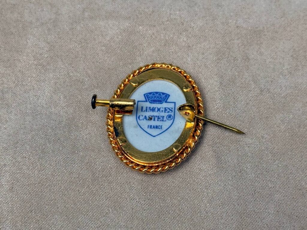 photo_2026-01-24_17-55-19 Винтажные броши