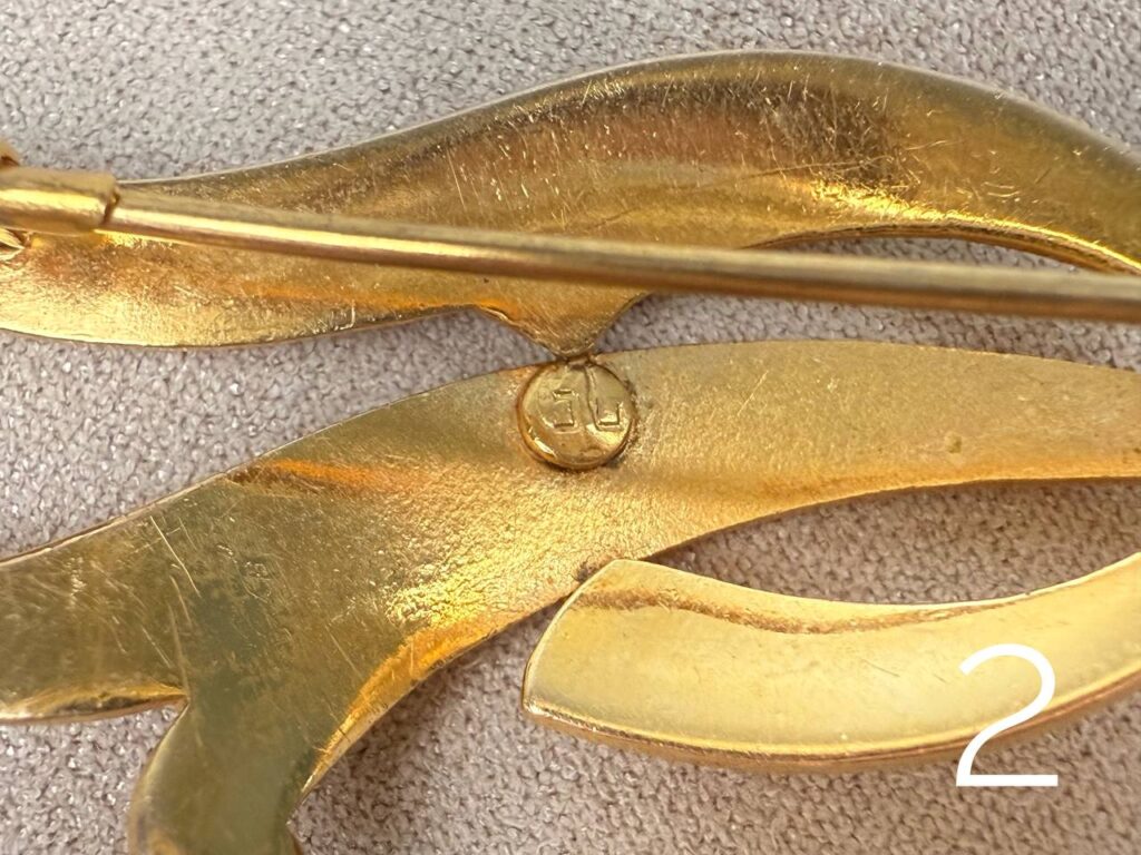 photo_2026-01-24_17-55-37 Винтажные броши