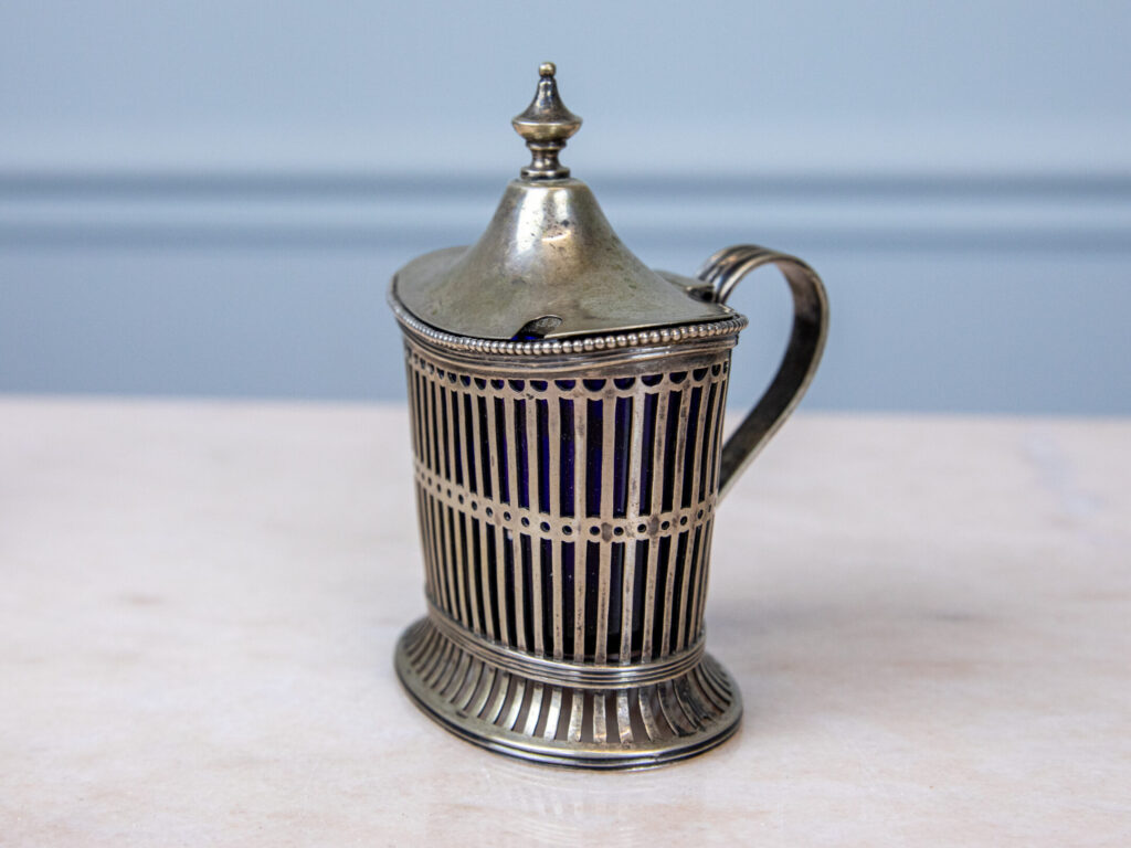 Антикварний срібний набір