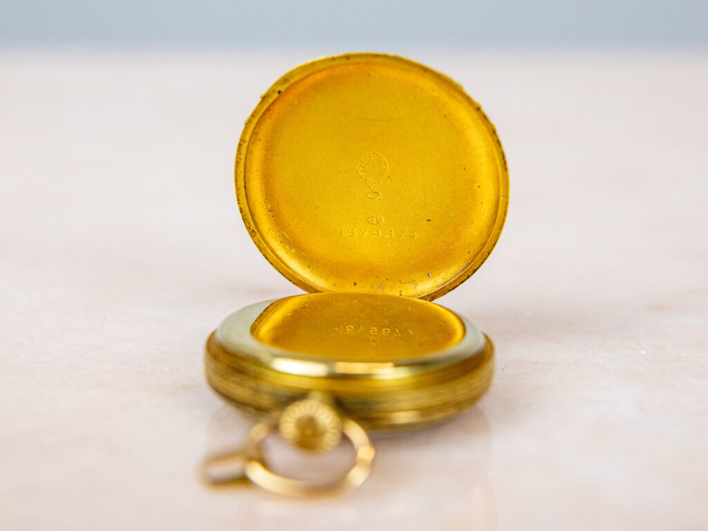 Антикварний кишеньковий годинник Omega