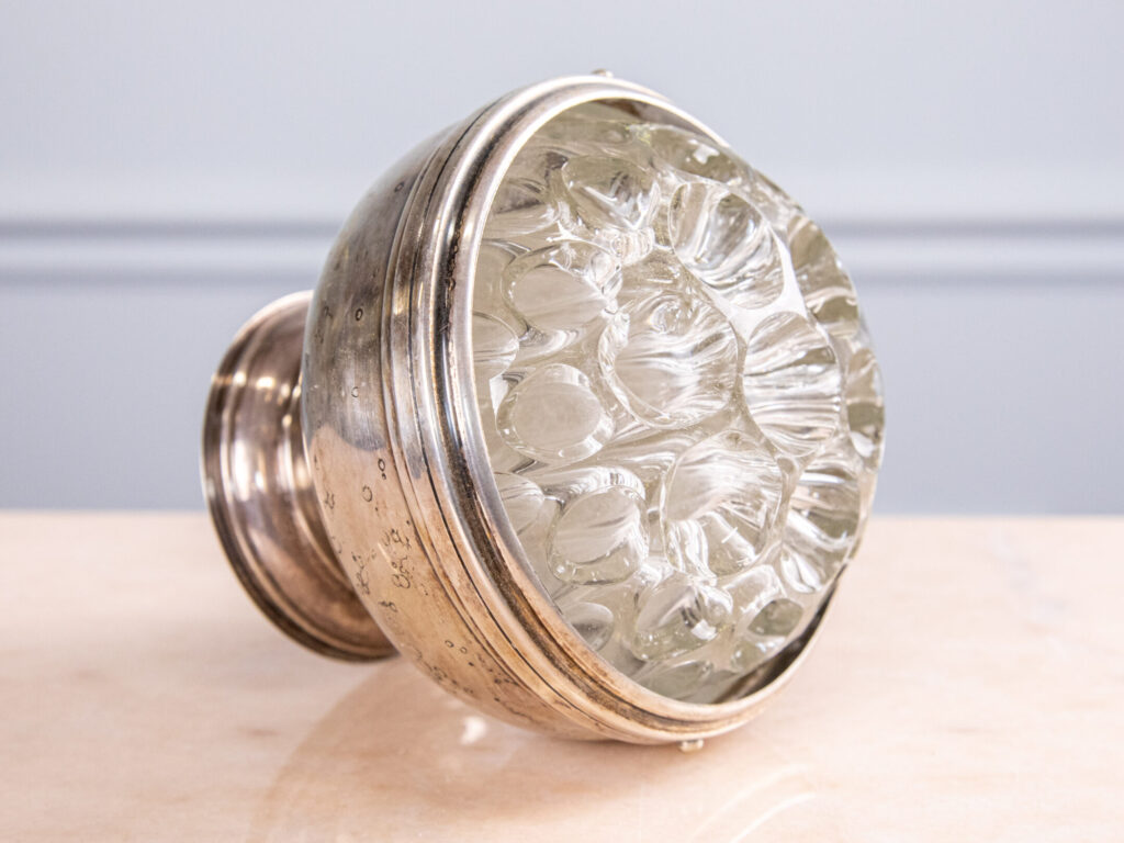 Антикварна ваза/роузбол (rose bowl)