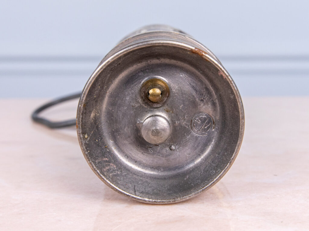 BN4A2639 Антикварна шахтарська гасова лампа