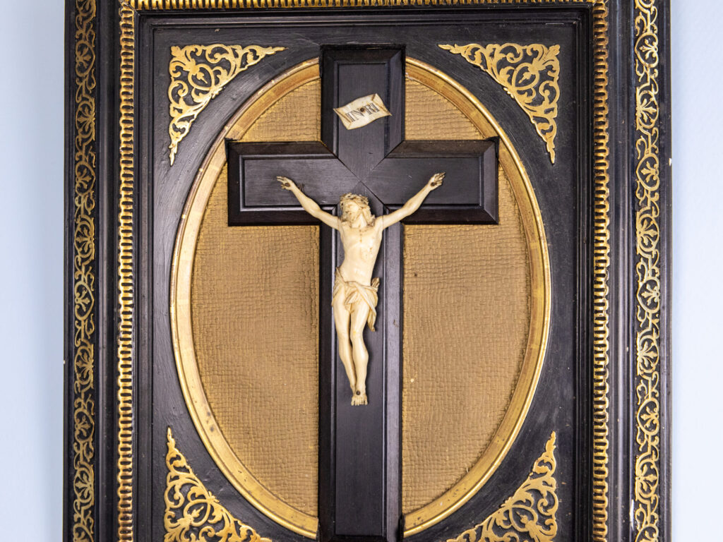 Антикварне Розп'яття Христове