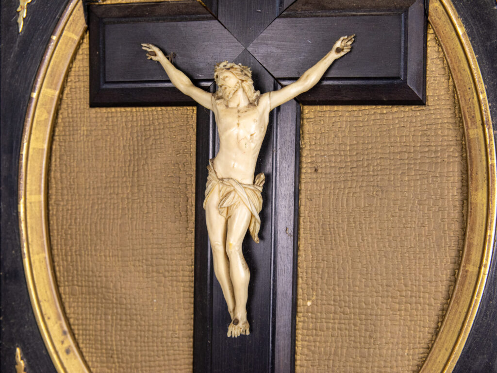 Антикварне Розп'яття Христове