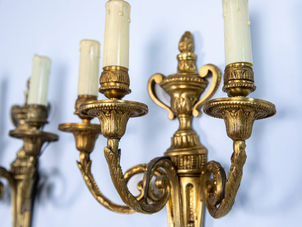 Антикварні бра в стилі Людовика XVI