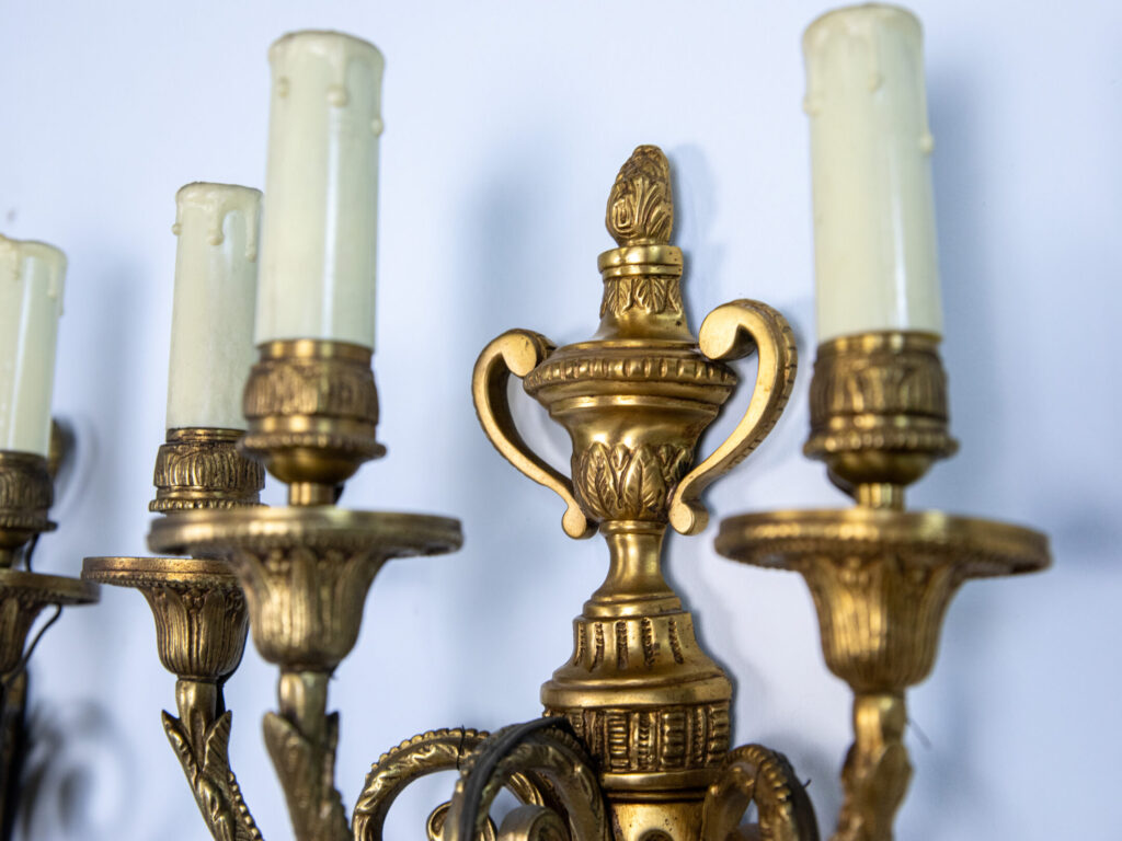 Антикварні бра в стилі Людовика XVI