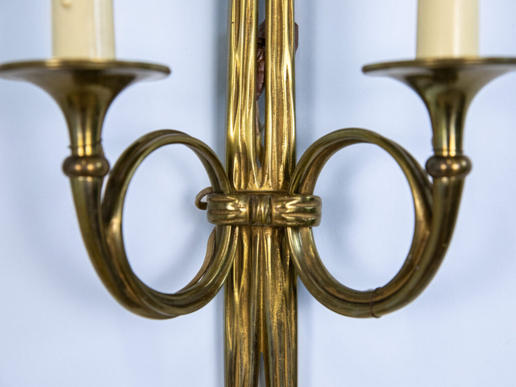 Антикварні настінні бра