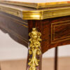 Столик у стилі Людовика XV