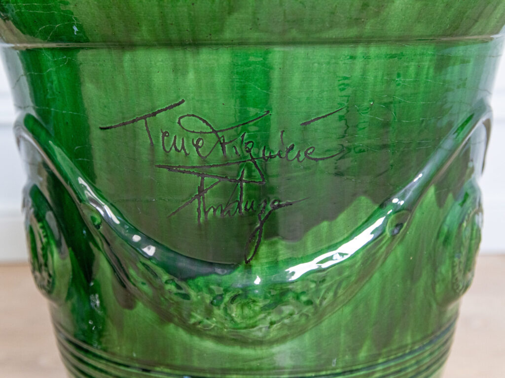 Пара андузьких горщиків (вазонів)