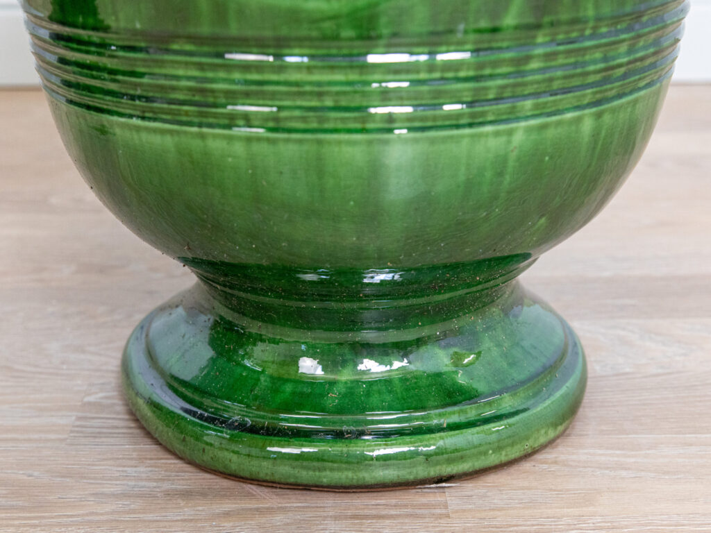 Пара андузьких горщиків (вазонів)