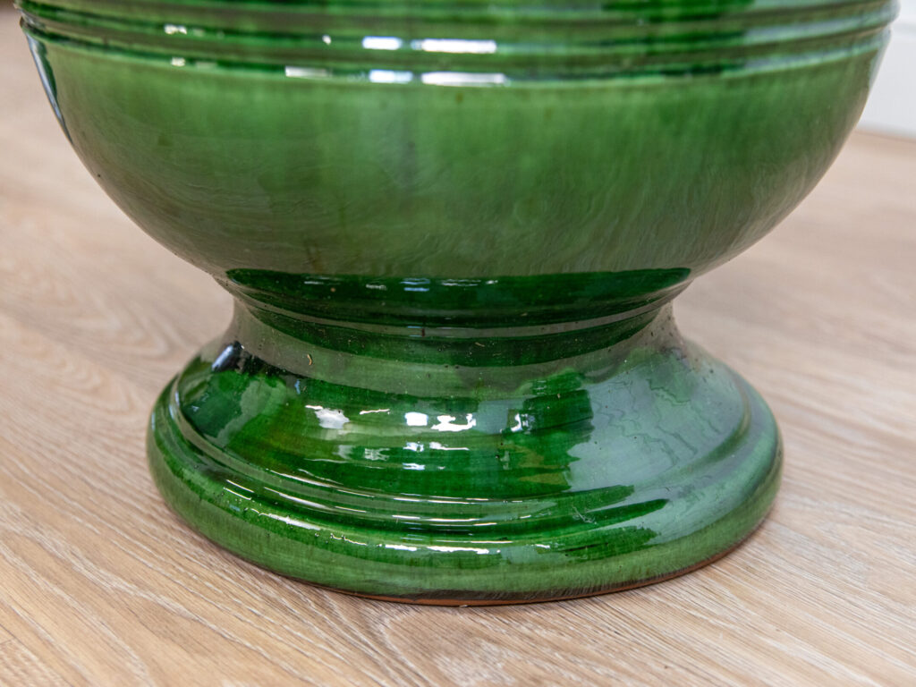 Пара андузьких горщиків (вазонів)