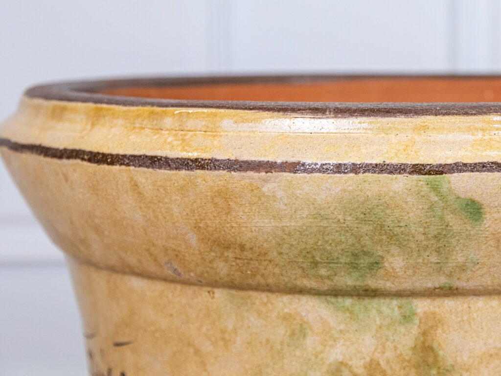 Пара андузьких горщиків (вазонів)