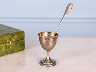 Антикварний срібний набір для подачі яйця