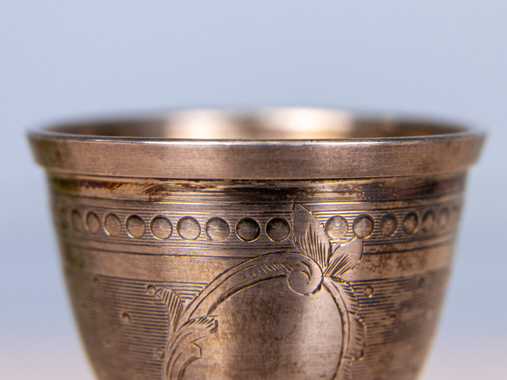 Антикварний срібний набір для подачі яйця