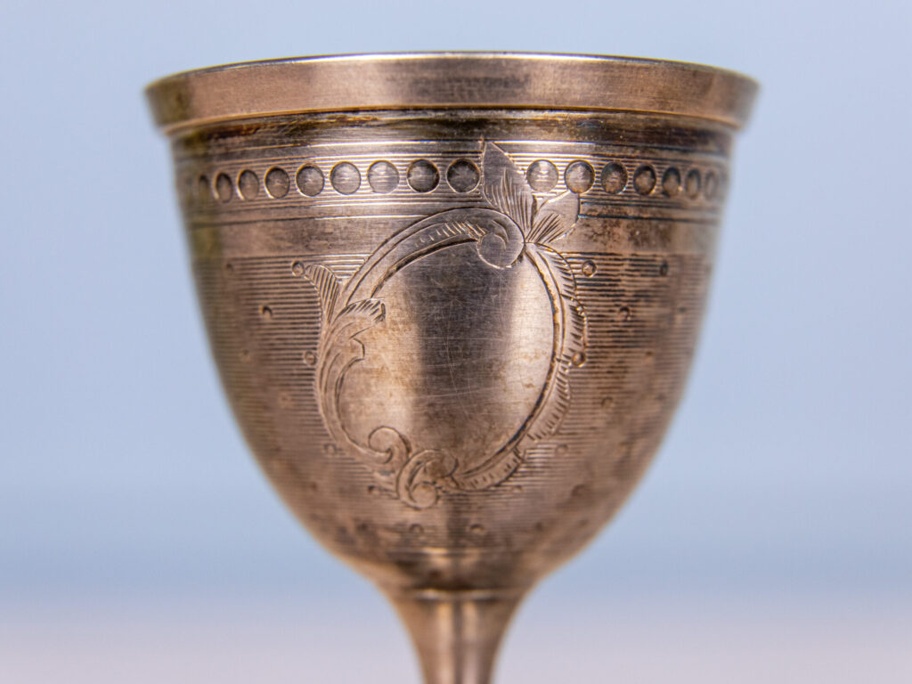 Антикварний срібний набір для подачі яйця