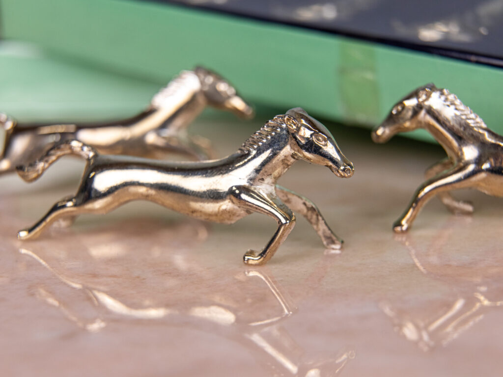 Вінтажні порт-куто (підставки для приборів)