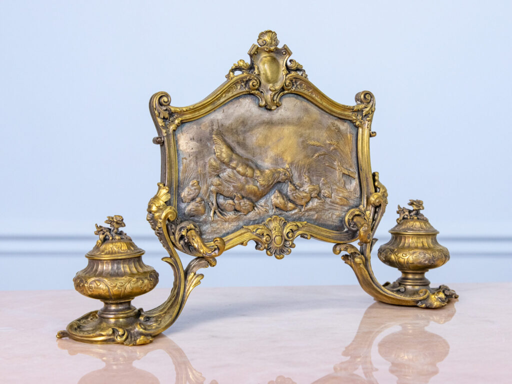 Антикварна чорнильниця