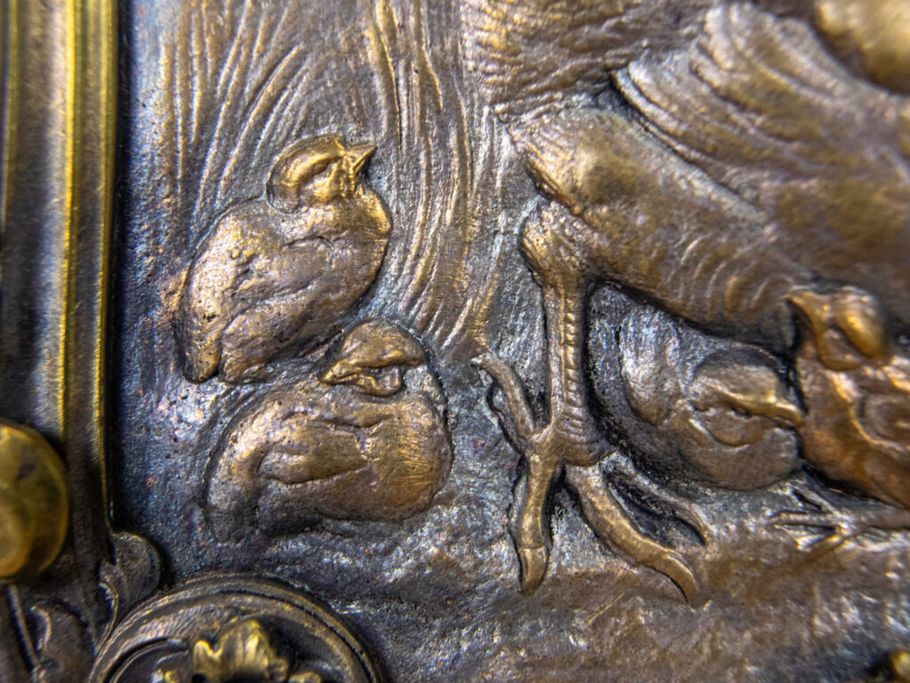 Антикварна чорнильниця