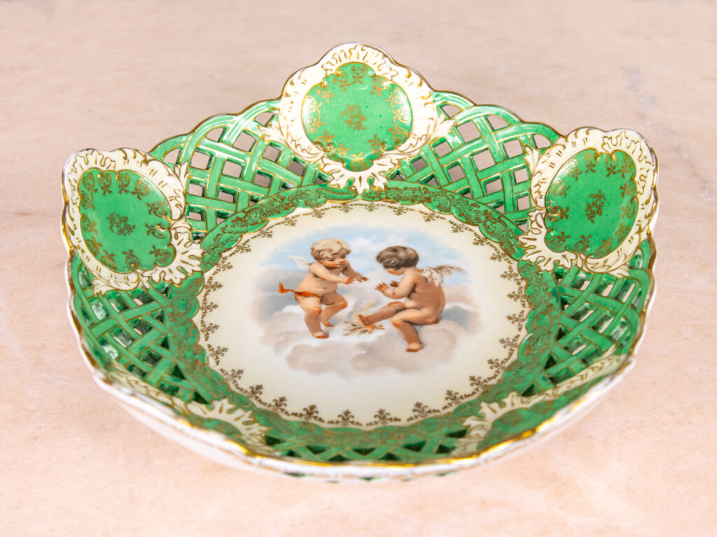 BN4A3904 Антикварна порцелянова чаша/блюдо