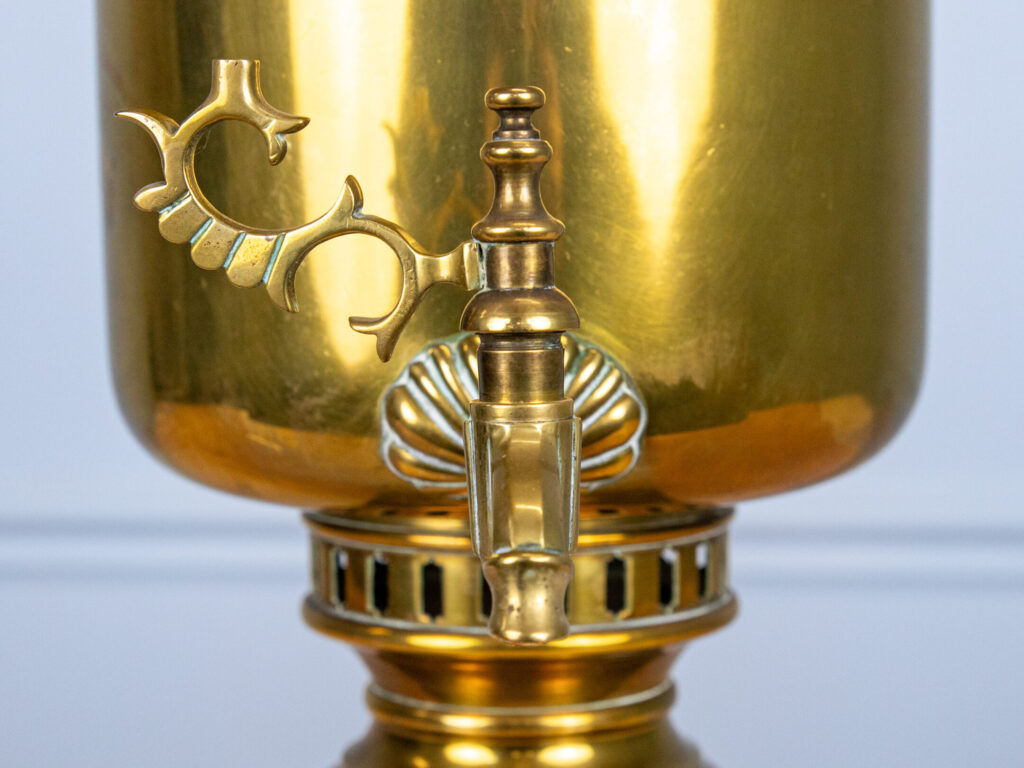 Антикварний вугільний самовар, модель А. Морозова