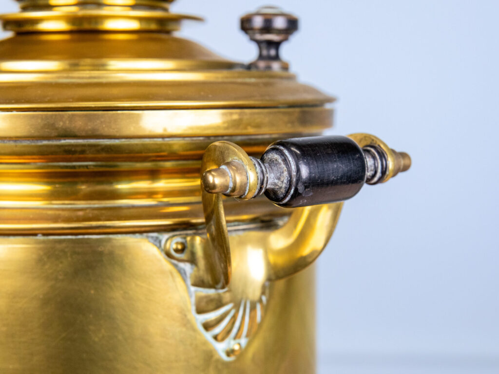 Антикварний вугільний самовар, модель А. Морозова