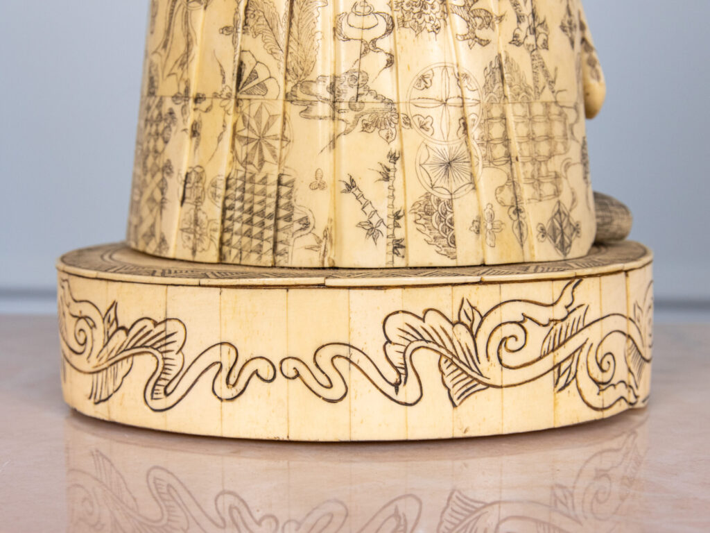 BN4A4352 – копія Антикварна скульптура «Самурай»