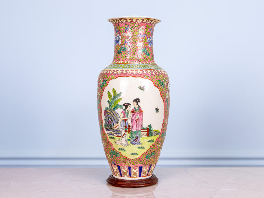 Антикварна порцелянова ваза