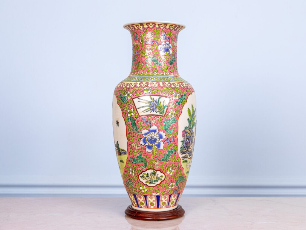 Антикварна порцелянова ваза