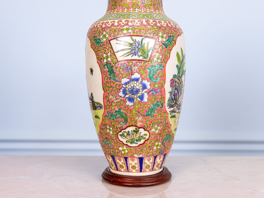 Антикварна порцелянова ваза