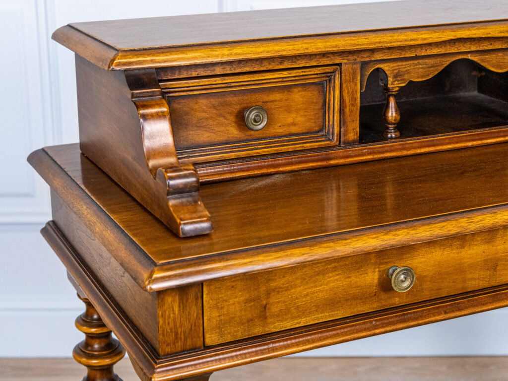 Антикварний стіл-секретер у стилі Неоренесансу