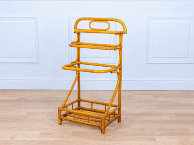 Вінтажна вішалка-стійка