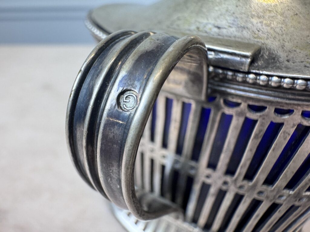 Антикварний срібний набір