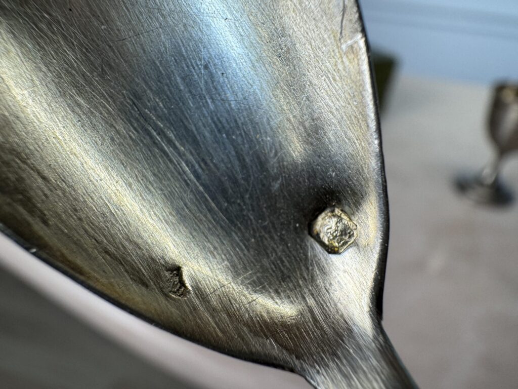 Антикварний срібний набір для подачі яйця