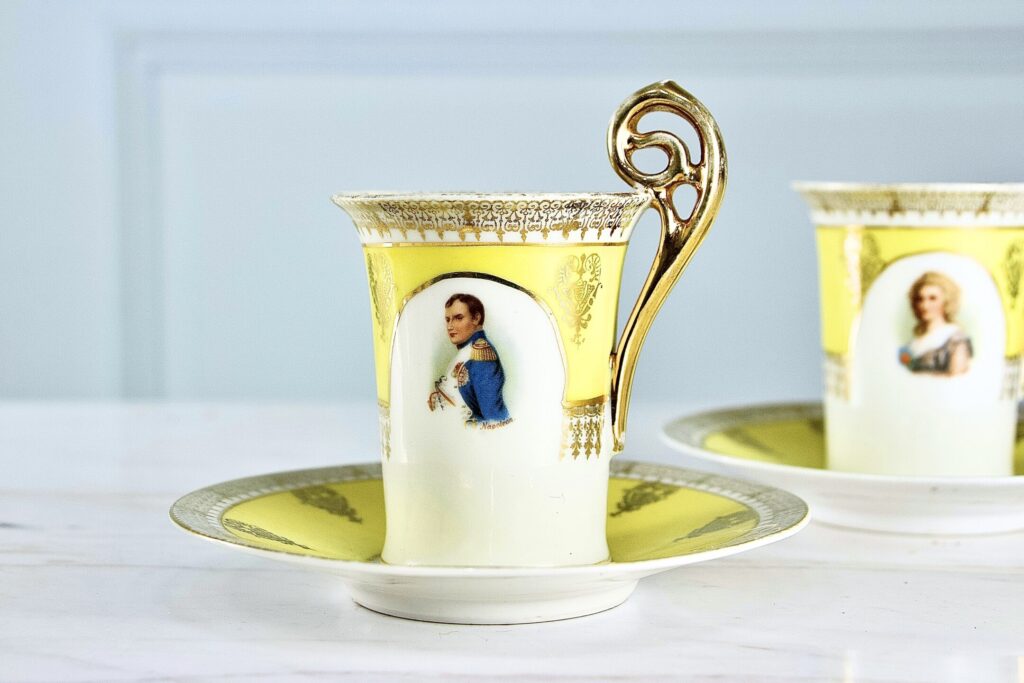 Антикварный кофейный набор