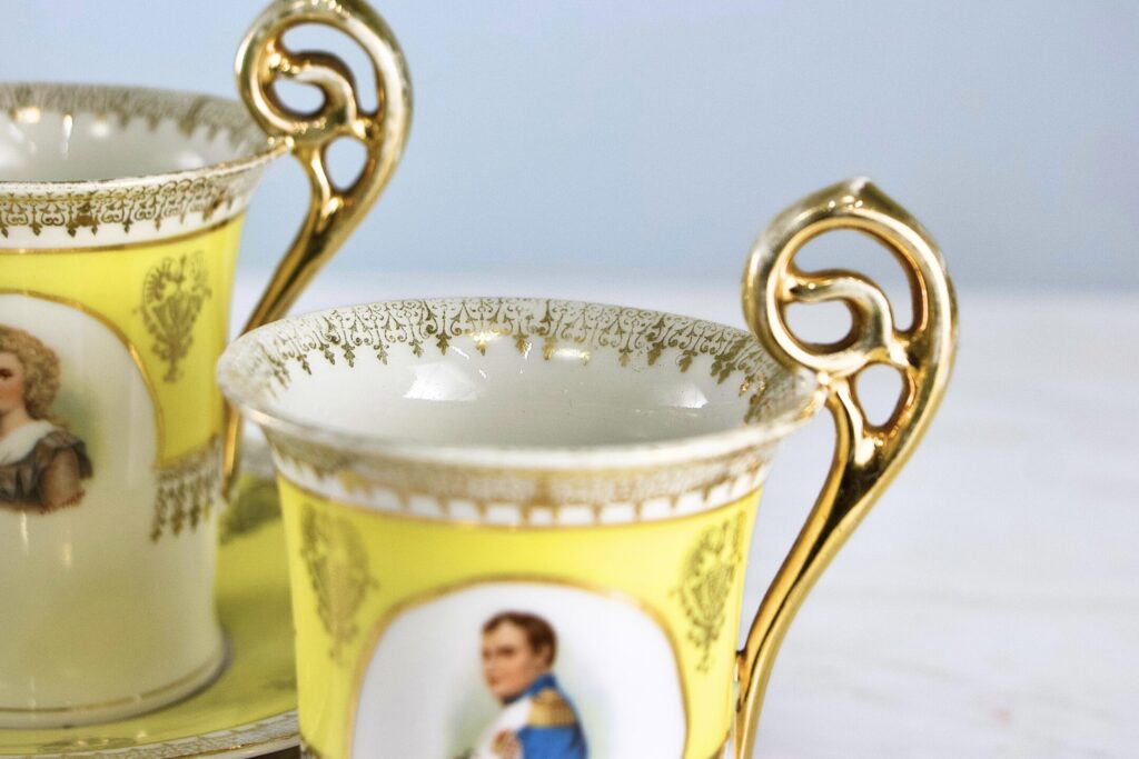 Антикварный кофейный набор