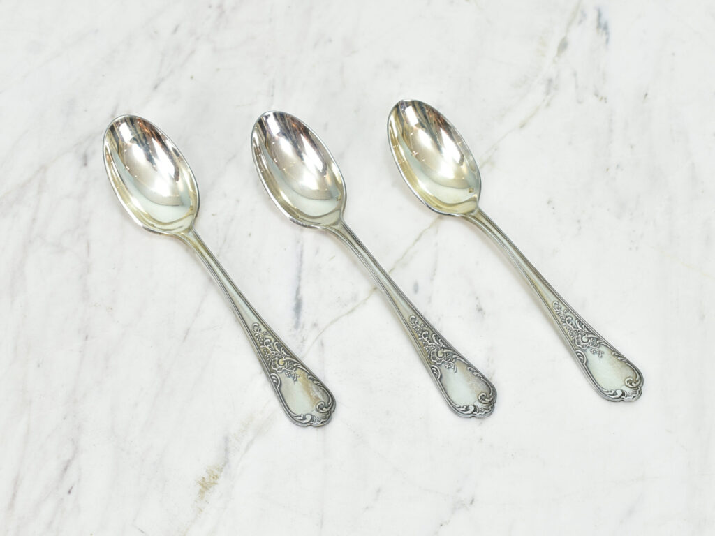 Антикварний набір срібних ложок, Ferruquet