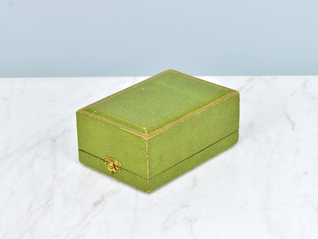 Антикварний срібний набір для сервірування