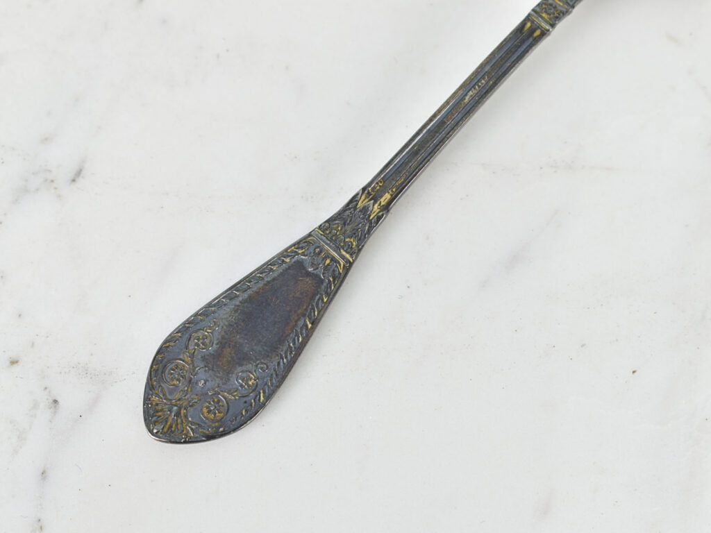 Антикварний срібний набір для сервірування