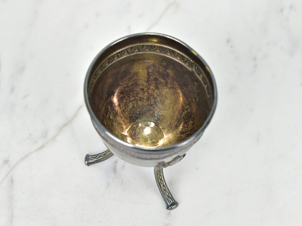 Антикварний срібний набір для сервірування