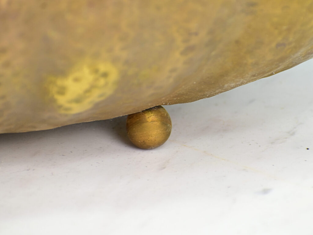 Антикварна фруктовниця