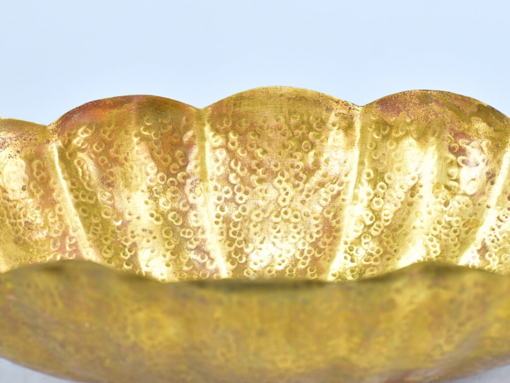 Антикварна фруктовниця