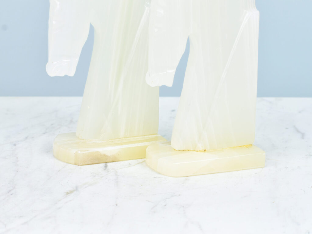 Вінтажні обмежувачі для книг