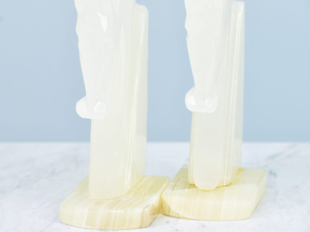 Вінтажні обмежувачі для книг